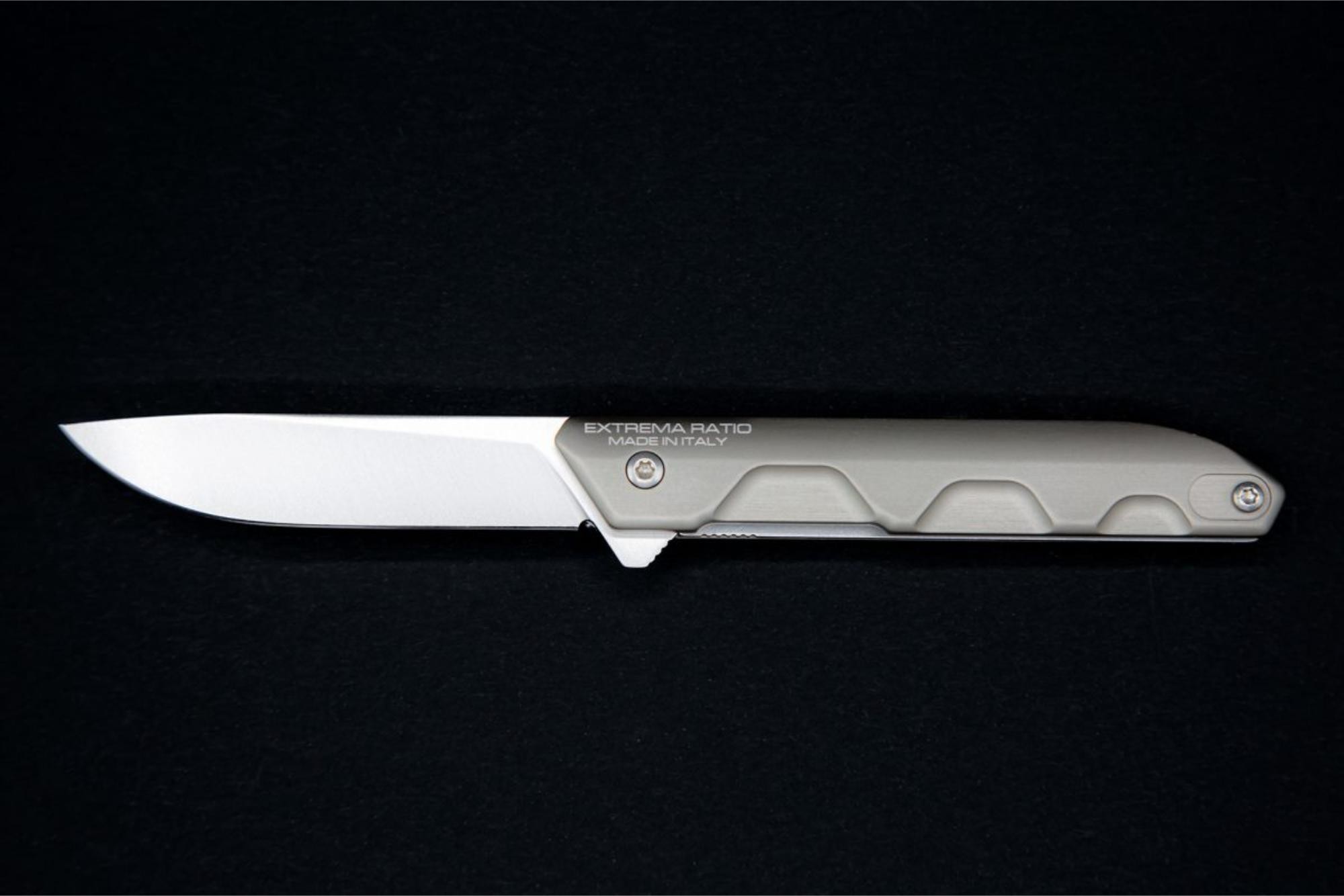 FERRUM E | Extrema Ratio