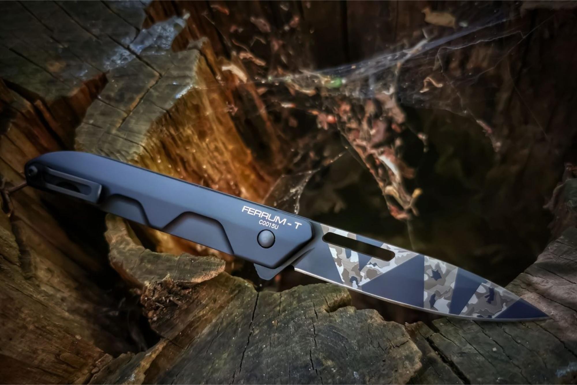 FERRUM T | Extrema Ratio