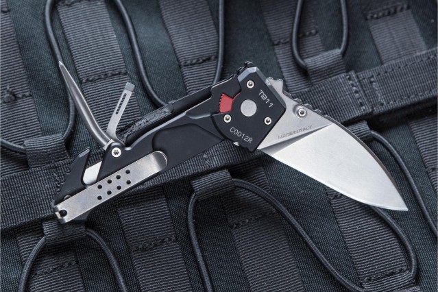 T911 | Extrema Ratio