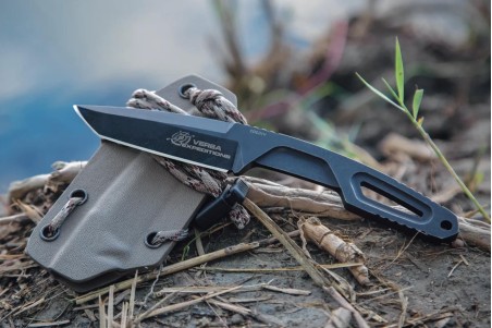 VERSA | Extrema Ratio